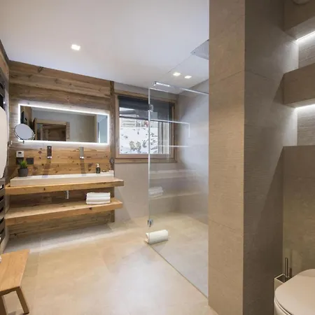 Chalet Elysium Oasis Tranquility Luxury شقة *